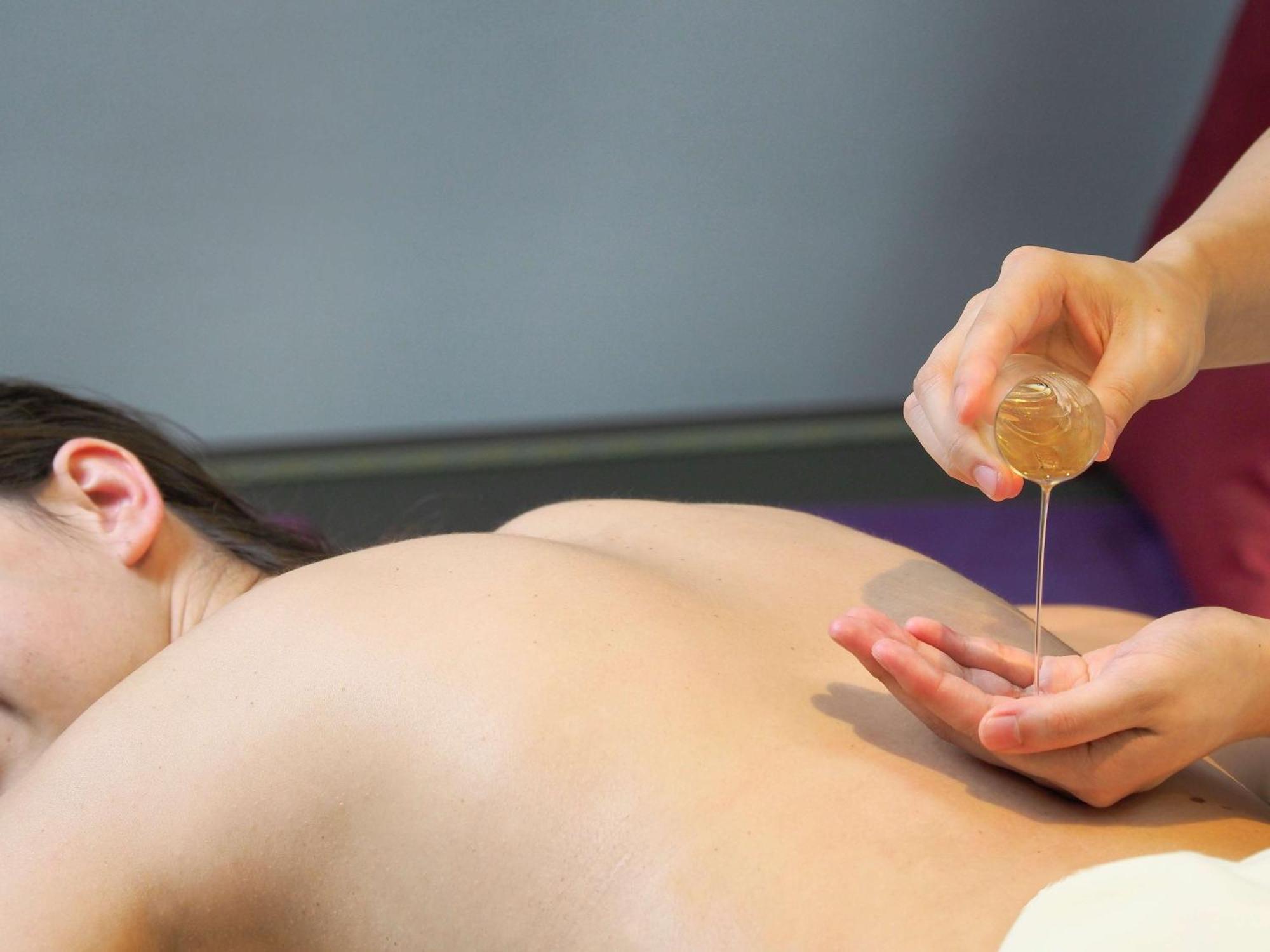 Hotel Dhawa Yura Kyoto - Banyan Group Exteriér fotografie Massage with oil