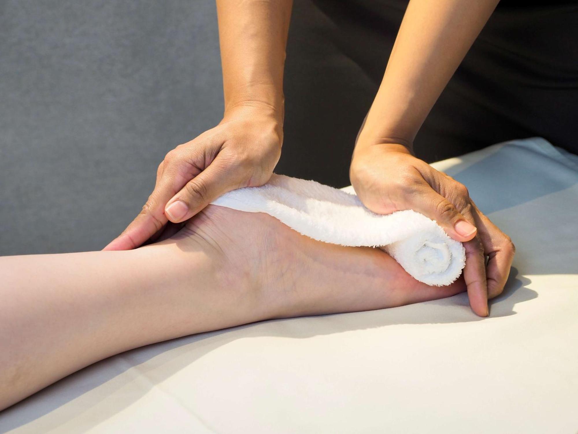 Hotel Dhawa Yura Kyoto - Banyan Group Exteriér fotografie Foot massage